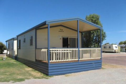 ARNO BAY CARAVAN PARK - Holiday Byron Bay 0