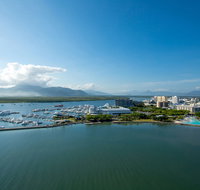 Oaks Cairns Hotel - Holiday Byron Bay