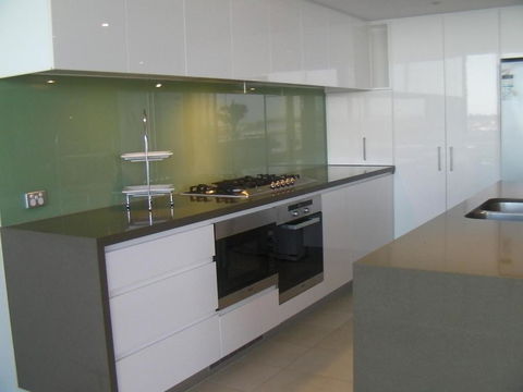 The Point Mandurah Apartment - Holiday Byron Bay 3