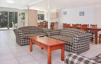 Orchid Beach Apartments - Holiday Byron Bay 0