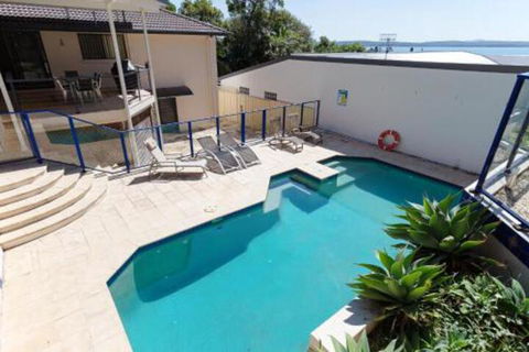Kallaroo Street 3 Corlette - Holiday Byron Bay 4