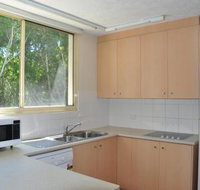 32 / 15 Rainbow Shores Unit overlooking bushland with shared swimming pool spa  tennis court