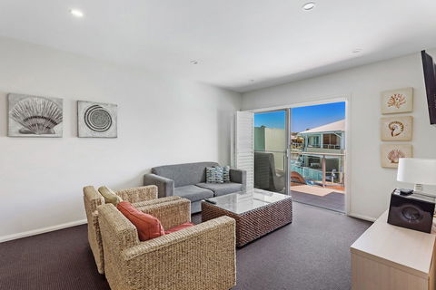Pacific Blue Apartment 244 / 265 Sandy Point Rd - Holiday Byron Bay 6