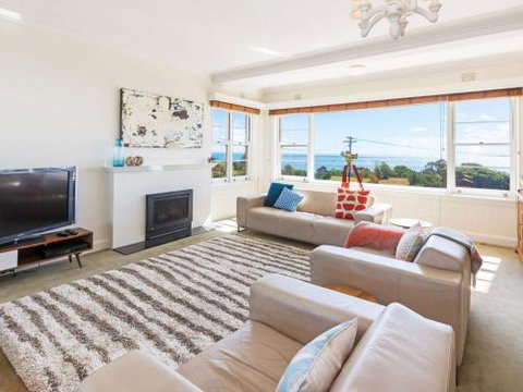 BEACH BELLE MORNINGTON - Holiday Byron Bay 1