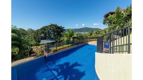 Ambience Of Airlie - Airlie Beach - Holiday Byron Bay 3