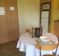 Romantic Cottage for 2Sunken Spa BathOtway Range