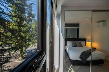 Accommodate Canberra Midnight Apartments - Holiday Byron Bay 3