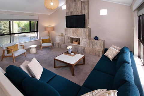 GIFFORD HOUSE - Holiday Byron Bay 2