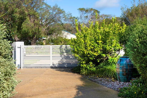 GIFFORD HOUSE - Holiday Byron Bay 5