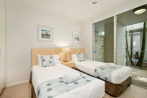 Unit 7 Plantation Resort Rainbow Beach Air Conditioned Pool & Outdoor Spa Plantation Resort - Holiday Byron Bay 4