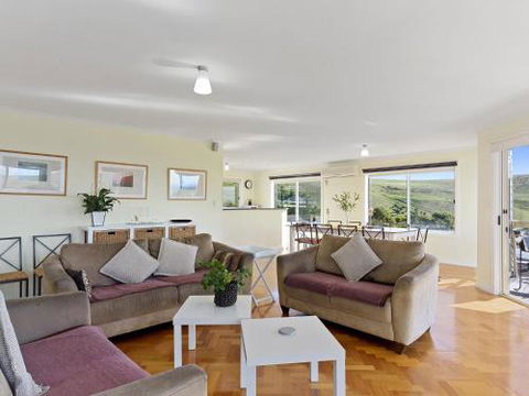 VALLEY VIEWS 10 Valley Heights Drive - Holiday Byron Bay 4