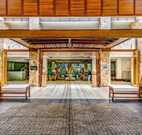 Luxury Apartment at Sea Temple Palm Cove 2 Bed 2 Bath