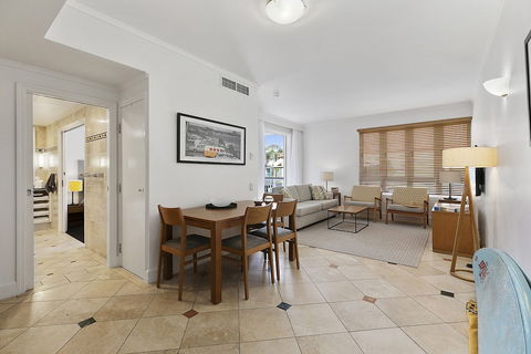 Perfect Location In Hastings Street Unit 134 Laguna On Hastings 32 Hastings Street - Holiday Byron Bay 4