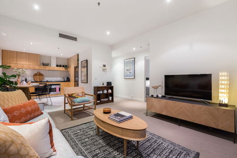 Auguste 2 BDR Melbourne Apartment - Holiday Byron Bay 5