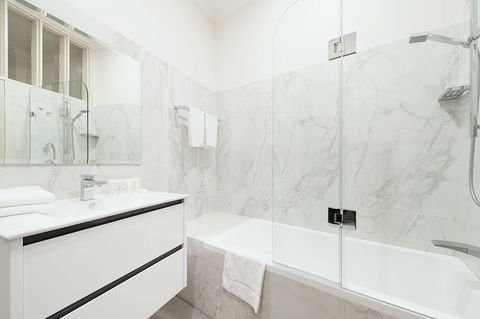 Stunning Sydney Home 3 - Holiday Byron Bay 4