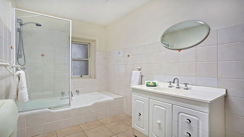 The Apartment Service MAN93 - Holiday Byron Bay 3