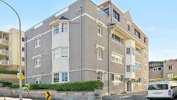 The Apartment Service MAN93 - Holiday Byron Bay 6