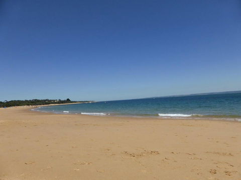 61 Red Rocks Rd Cowes - Holiday Byron Bay 1