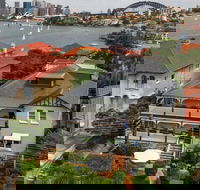 Cremorne Point Manor - Holiday Byron Bay