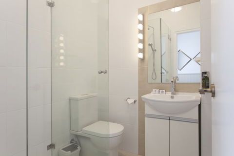 Cremorne Point Manor - Holiday Byron Bay 5