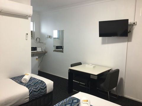 Newcastle Motel - Holiday Byron Bay 6