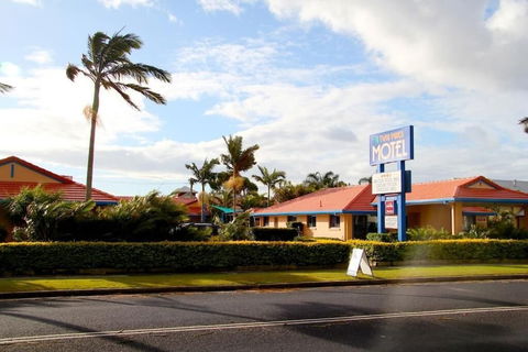 Yamba Twin Pines Motel - Holiday Byron Bay 0