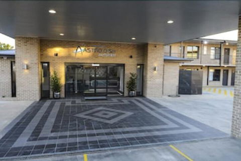 Aastro Dish Motor Inn - Holiday Byron Bay 2