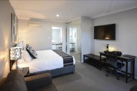 Aastro Dish Motor Inn - Holiday Byron Bay 7