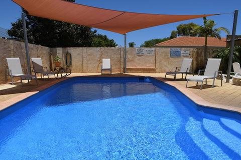Kalbarri Seafront Villas - Holiday Byron Bay 1