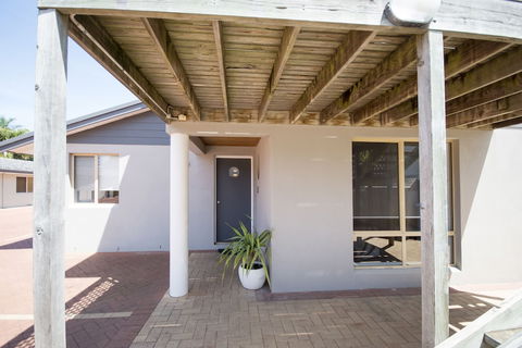 Archipelago Apartments - Holiday Byron Bay 2
