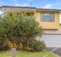 Fabulous Townhouse at the Famous Smiths Beach - Holiday Byron Bay