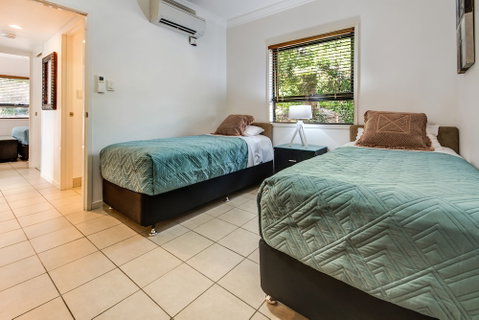 Oasis 1 Hamilton Island 2 Bedroom Apartment In Central Location With Golf Buggy - Holiday Byron Bay 6