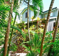 1 Heliconia Ocean View 3 Bedroom House Near Marina With Golf Buggy - Holiday Byron Bay