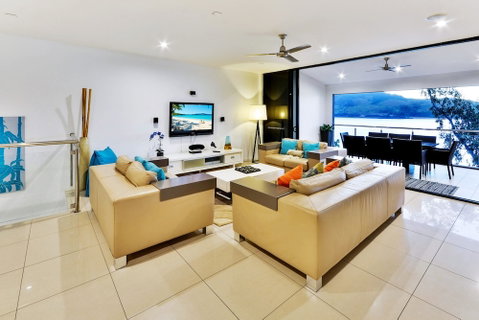 Villa 2 The Edge Oceanfront Â Deluxe 3 Bedroom Near Marina With Golf Buggy - Holiday Byron Bay 5