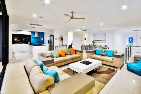 Villa 2 The Edge Oceanfront Â Deluxe 3 Bedroom Near Marina With Golf Buggy - Holiday Byron Bay 3