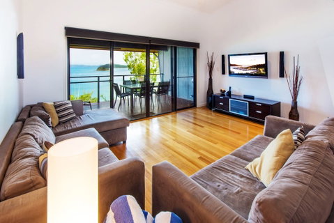 Shorelines 23 Hamilton Island 2 Bedroom Ocean View Â Near Marina With Golf Buggy - Holiday Byron Bay 6