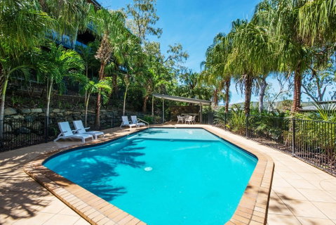 Shorelines 23 Hamilton Island 2 Bedroom Ocean View Â Near Marina With Golf Buggy - Holiday Byron Bay 2