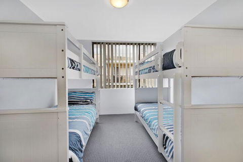 Sundowner Apartment 9 - Holiday Byron Bay 2