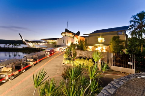 Yacht Club Villa 33-Serenity-Ocean Views With Golf Buggy - Holiday Byron Bay 0