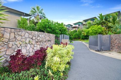 Yacht Club Villa 33-Serenity-Ocean Views With Golf Buggy - Holiday Byron Bay 1