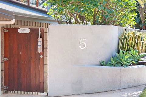 A PERFECT STAY - The Hawk At Wategos - Holiday Byron Bay 0
