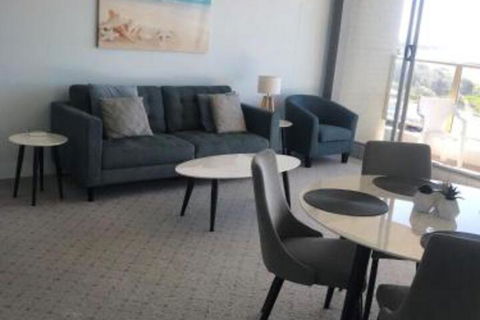 Ebbtide Unit 23 2 6 North St. Forster - Holiday Byron Bay 2