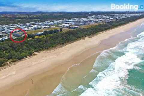 12 Sunfish Lane Beachshack - Holiday Byron Bay 1