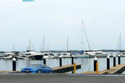 4 The Point 5 7 Mitchell Street Stunnning Water Views With Air Conditioning - Holiday Byron Bay 1