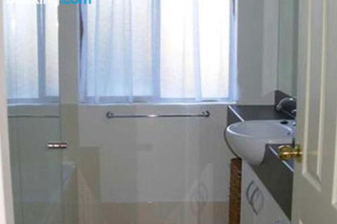 4 The Point 5 7 Mitchell Street Stunnning Water Views With Air Conditioning - Holiday Byron Bay 2