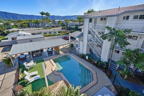 Cocos Holiday Apartments - Holiday Byron Bay 3
