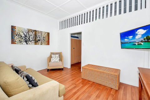 Easy Going Holiday Unit On McKenzie MK6 - Holiday Byron Bay 3