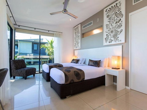 Edge Penthouse On Hamilton Island - Holiday Byron Bay 2