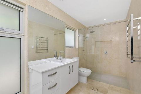 Pipi Palace - Holiday Byron Bay 3