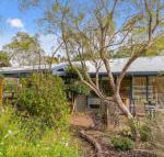 Hakea Bush Cabin - Holiday Byron Bay